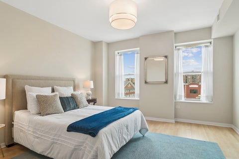 Tiny photo for 77 S EVERGREEN Avenue #401, Arlington Heights, IL 60005 (MLS # 12732581)