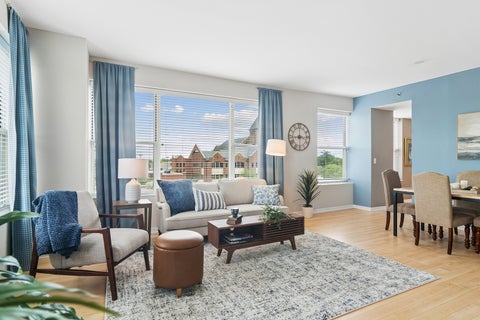 Tiny photo for 77 S EVERGREEN Avenue #401, Arlington Heights, IL 60005 (MLS # 12732581)