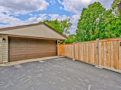 A home in Rolling Meadows