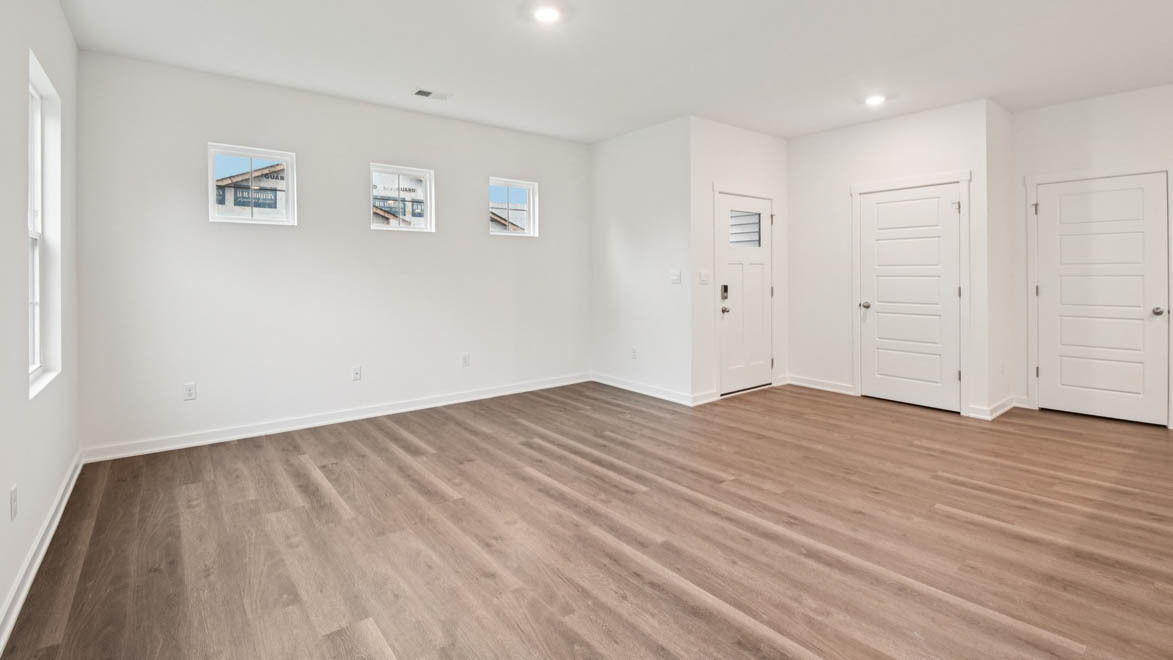 6443 Maple Glen Drive