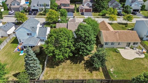 Tiny photo for 372 White Tail Drive, Grayslake, IL 60030 (MLS # 12465181)