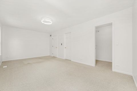 Tiny photo for 372 White Tail Drive, Grayslake, IL 60030 (MLS # 12465181)