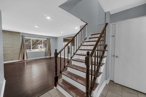 Tiny photo for 1010 Heathrow Court, Wheaton, IL 60189 (MLS # 12542945)