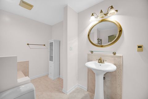 Tiny photo for 6318 Prideham Street #6318, Downers Grove, IL 60516 (MLS # 12543867)