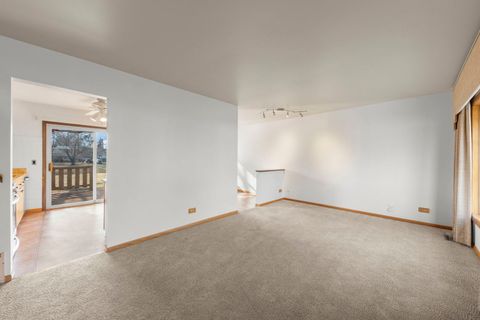 Tiny photo for 127 Monticello Circle, Bolingbrook, IL 60440 (MLS # 12602744)