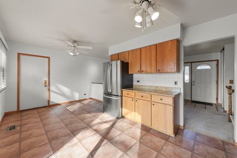 Tiny photo for 127 Monticello Circle, Bolingbrook, IL 60440 (MLS # 12602744)