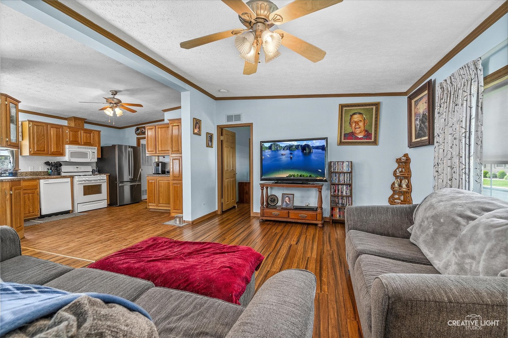 605 Bluebird Circle