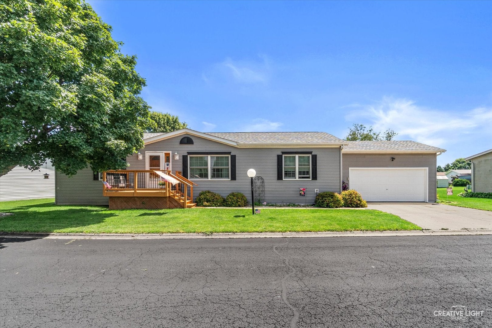 605 Bluebird Circle