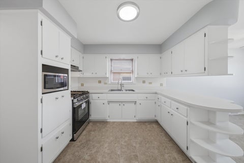 Tiny photo for 12718 S Justine Street, Calumet Park, IL 60827 (MLS # 12778051)
