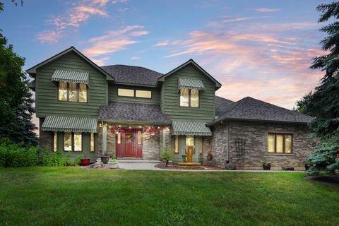 Tiny photo for 806 Amber Lane, Lake Villa, IL 60046 (MLS # 12430460)