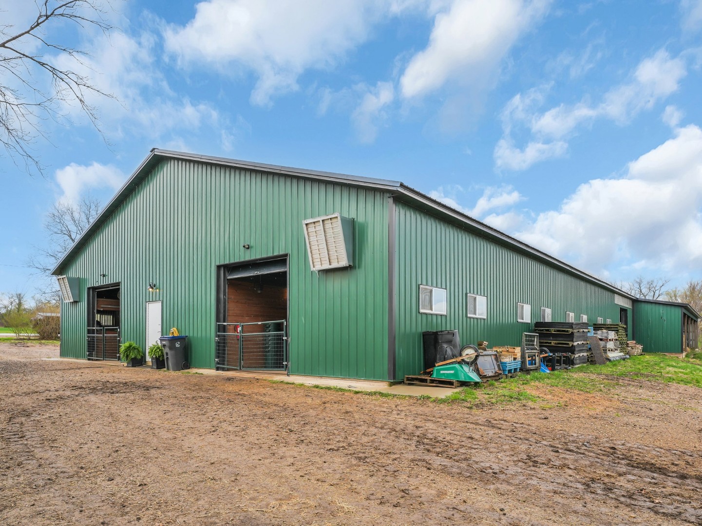 12216 Pleasant Valley Road