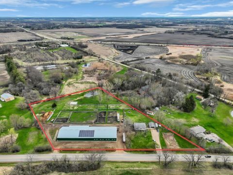 Tiny photo for 12216 Pleasant Valley Road, Woodstock, IL 60098 (MLS # 12577394)