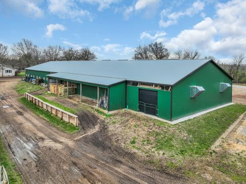 Tiny photo for 12216 Pleasant Valley Road, Woodstock, IL 60098 (MLS # 12577394)