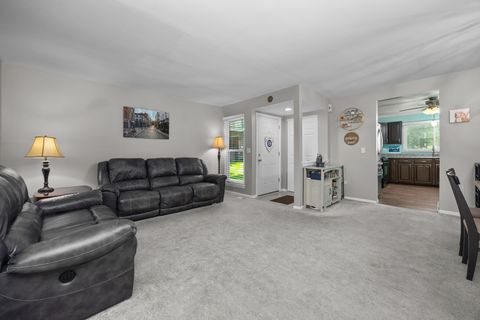 Tiny photo for 126 Manchester Court, Schaumburg, IL 60193 (MLS # 12491688)