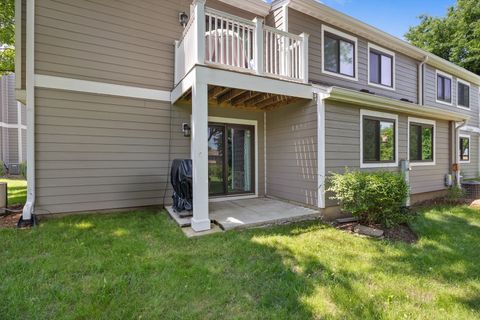 Tiny photo for 126 Manchester Court, Schaumburg, IL 60193 (MLS # 12491688)