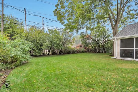 Tiny photo for 4050 Harvard Terrace, Skokie, IL 60076 (MLS # 12497202)