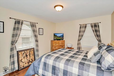 Tiny photo for 4050 Harvard Terrace, Skokie, IL 60076 (MLS # 12497202)