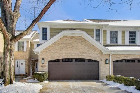 Photo of 11144 Indian Woods Drive, Indian Head Park, IL 60525 (MLS # 12553769)