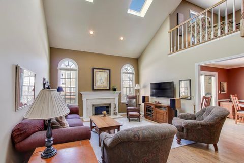 Tiny photo for 11144 Indian Woods Drive, Indian Head Park, IL 60525 (MLS # 12553769)