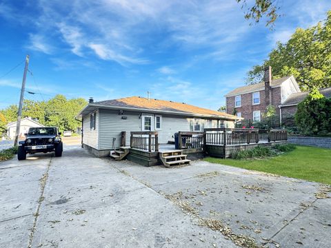 Tiny photo for 731 1st Avenue, Ottawa, IL 61350 (MLS # 12473525)