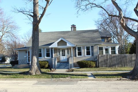 Photo of 1503 Hickory Street, Waukegan, IL 60085 (MLS # 12604217)
