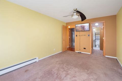 Tiny photo for 5510 Lincoln Avenue #301, Morton Grove, IL 60053 (MLS # 12493325)