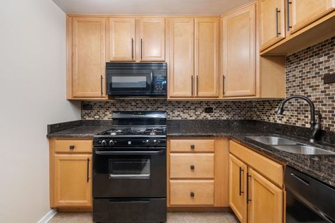 Tiny photo for 5510 Lincoln Avenue #301, Morton Grove, IL 60053 (MLS # 12493325)