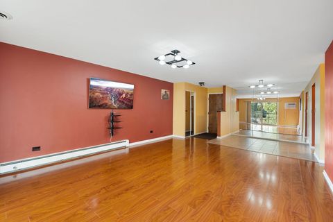 Tiny photo for 5510 Lincoln Avenue #301, Morton Grove, IL 60053 (MLS # 12493325)