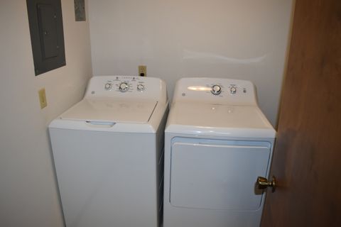 Tiny photo for 44 Crystal Court #B-2, Pontiac, IL 61764 (MLS # 12539829)