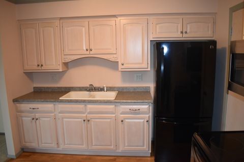 Tiny photo for 44 Crystal Court #B-2, Pontiac, IL 61764 (MLS # 12539829)