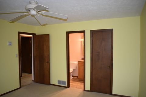 Tiny photo for 44 Crystal Court #B-2, Pontiac, IL 61764 (MLS # 12539829)