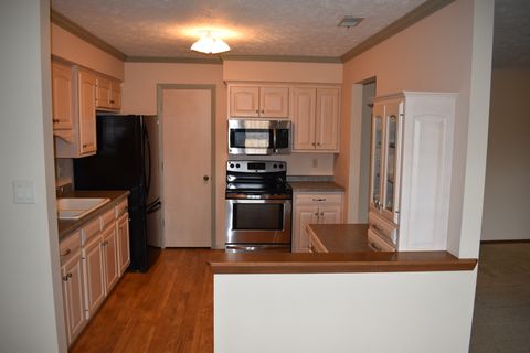 Tiny photo for 44 Crystal Court #B-2, Pontiac, IL 61764 (MLS # 12539829)