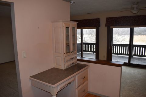 Tiny photo for 44 Crystal Court #B-2, Pontiac, IL 61764 (MLS # 12539829)