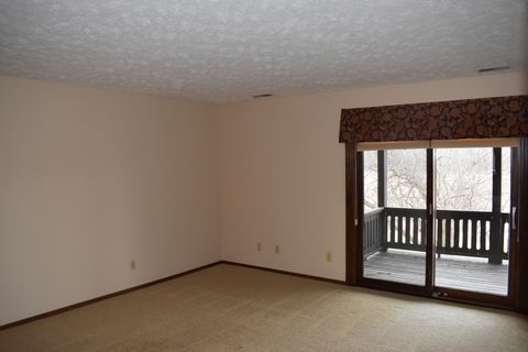 Tiny photo for 44 Crystal Court #B-2, Pontiac, IL 61764 (MLS # 12539829)