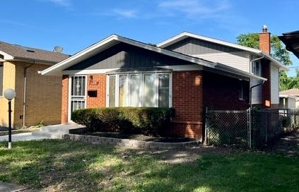 Photo of 11619 S Laflin Street, Chicago, IL 60643 (MLS # 12662671)
