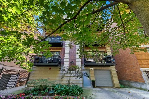 Tiny photo for 663 W Barry Avenue #4A, Chicago, IL 60657 (MLS # 12491469)