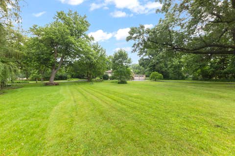 Tiny photo for 828 E 14th Street, Lombard, IL 60148 (MLS # 12689345)
