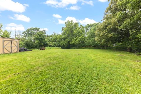 Tiny photo for 828 E 14th Street, Lombard, IL 60148 (MLS # 12689345)