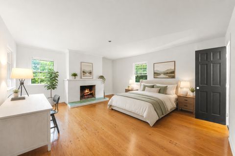 Tiny photo for 828 E 14th Street, Lombard, IL 60148 (MLS # 12689345)