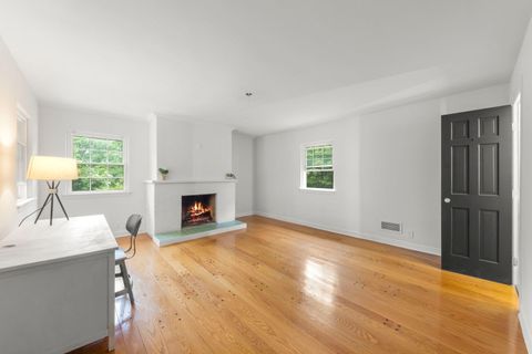 Tiny photo for 828 E 14th Street, Lombard, IL 60148 (MLS # 12689345)