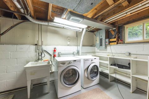 Tiny photo for 828 E 14th Street, Lombard, IL 60148 (MLS # 12689345)