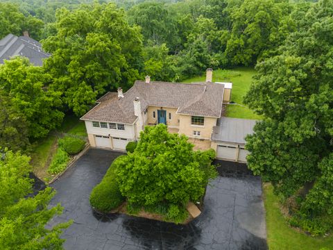 Tiny photo for 828 E 14th Street, Lombard, IL 60148 (MLS # 12689345)