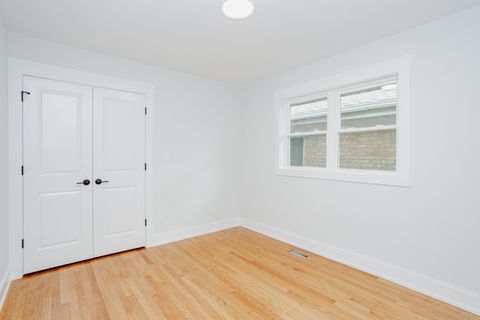 Tiny photo for 5509 N Central Avenue, Chicago, IL 60630 (MLS # 12645444)