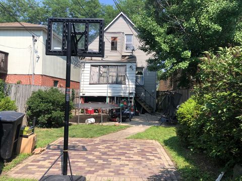 Tiny photo for 4134 N Kolmar Avenue, Chicago, IL 60641 (MLS # 12422748)