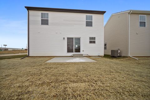 Tiny photo for 1 Eric Court, Bloomington, IL 61705 (MLS # 12528539)