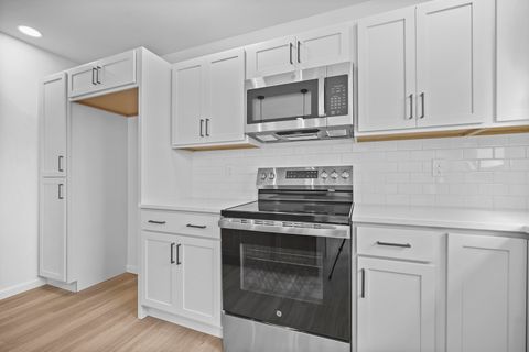 Tiny photo for 1 Eric Court, Bloomington, IL 61705 (MLS # 12528539)