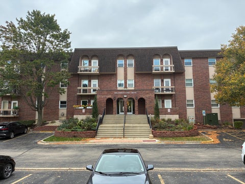 Photo of 1501 Darien Lake Drive #307, Darien, IL 60561 (MLS # 12789460)