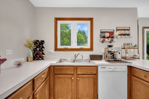 Tiny photo for 12016 Arlene Drive, Homer Glen, IL 60491 (MLS # 12677370)