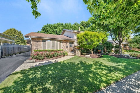 Tiny photo for 14548 Knox Avenue, Midlothian, IL 60445 (MLS # 12679229)