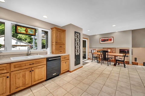 Tiny photo for 14548 Knox Avenue, Midlothian, IL 60445 (MLS # 12679229)